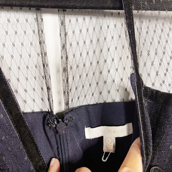 Harlyn Large L Navy Blue Black Lace Illusion Neck Jumpsuit Sleeveless Overlay - Picture 11 of 12